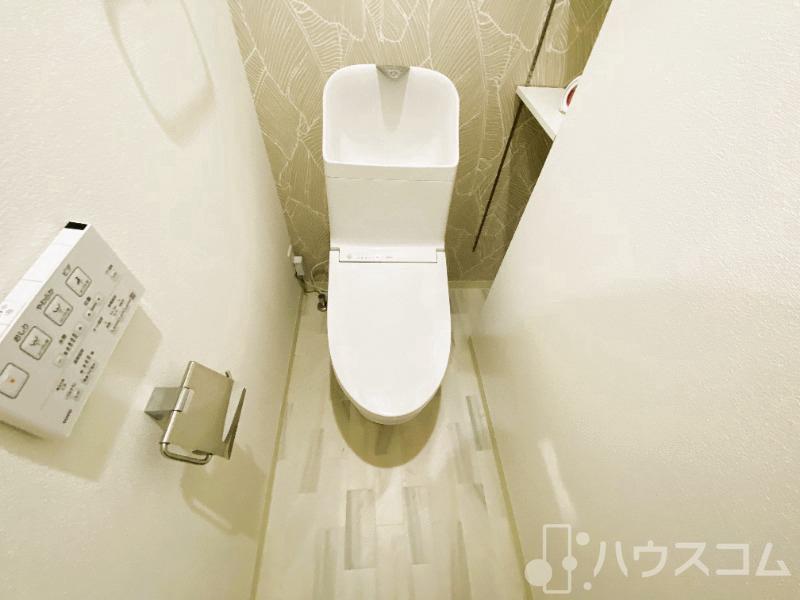 トイレ　温水洗浄便座付きで快適！！
