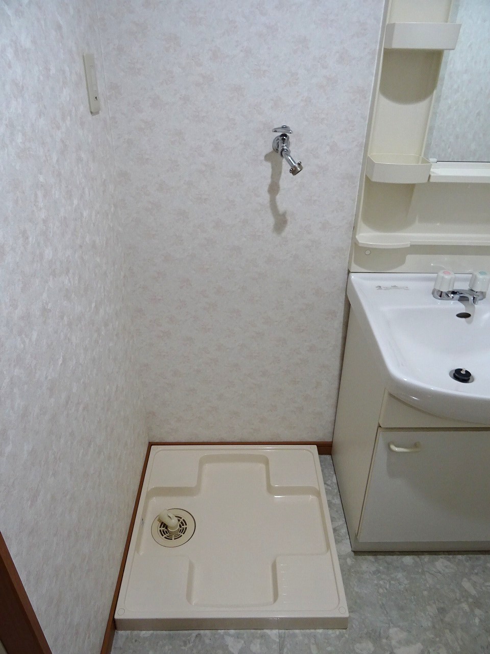 その他部屋・スペース　★★南向きの洋室です♪★★※カーテンは設備ではありません