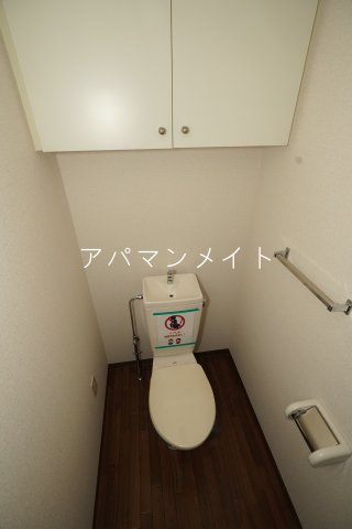 トイレ　コンパクトで使いやすいトイレです