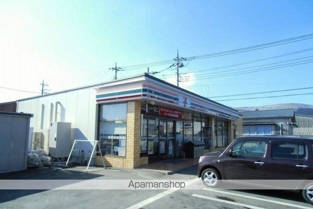 コンビニ　セブンイレブン小山町須走東（コンビニ）まで800m