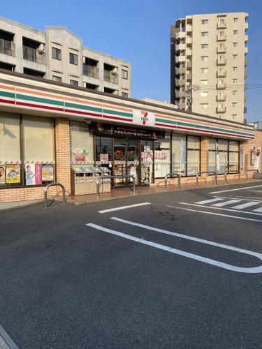 コンビニ　セブンイレブン 名古屋篠原橋通2丁目店（コンビニ）まで105m