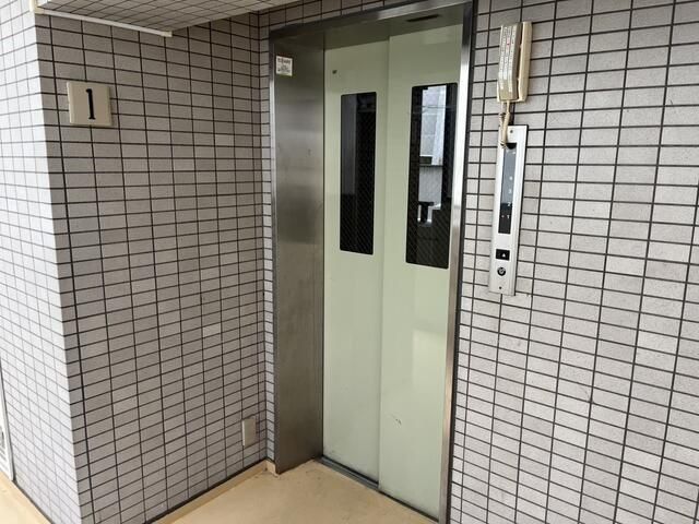 ロビー