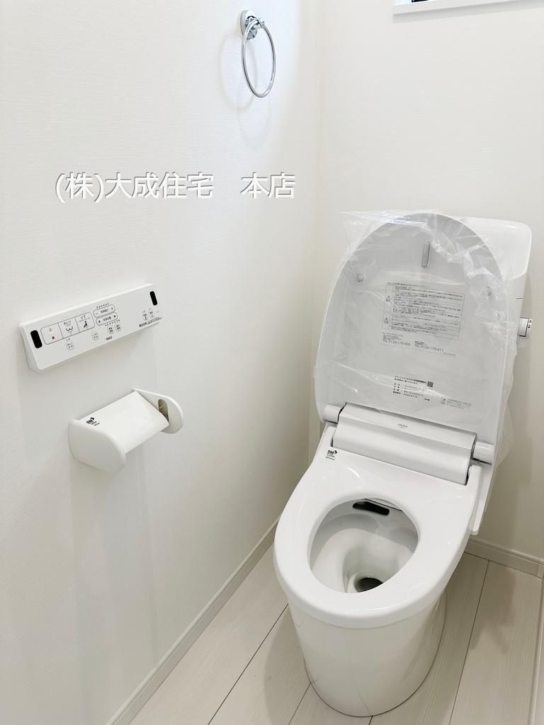 川越ガレージハウスのトイレ写真