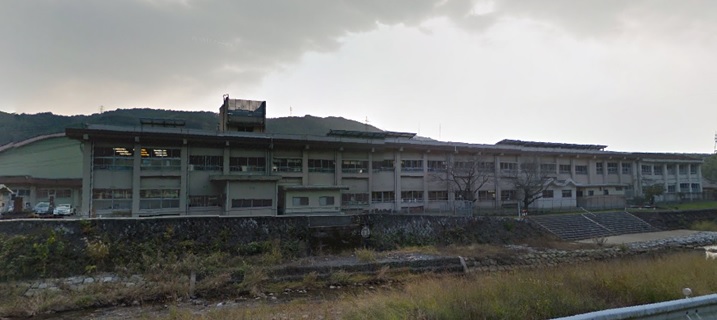 小学校　大村市立鈴田小学校（小学校）まで956m