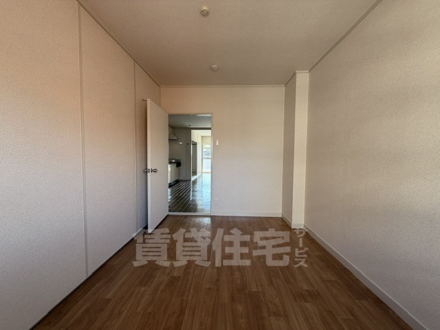 北大阪急行 緑地公園駅 徒歩7分 4階建 築45年の内装写真
