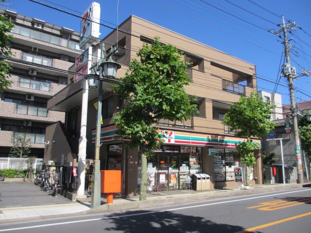コンビニ　セブンイレブン（コンビニ）まで270m