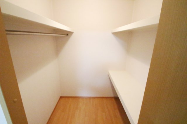 収納　※別号室の参考写真です。