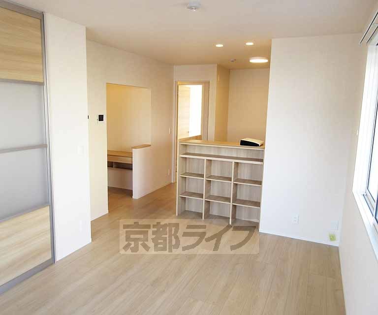 居室・リビング　広々としたお部屋で過ごしやすい！
