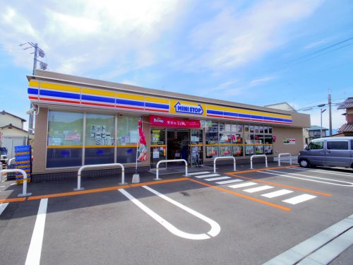 コンビニ　ミニストップ 静岡宮川店（コンビニ）まで563m