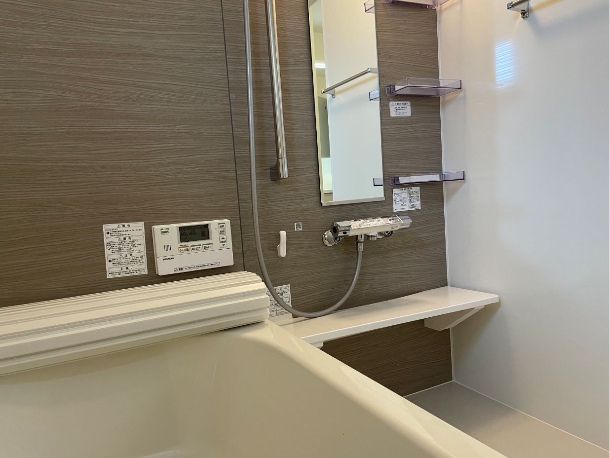 バス・シャワールーム　浴室からの視線です