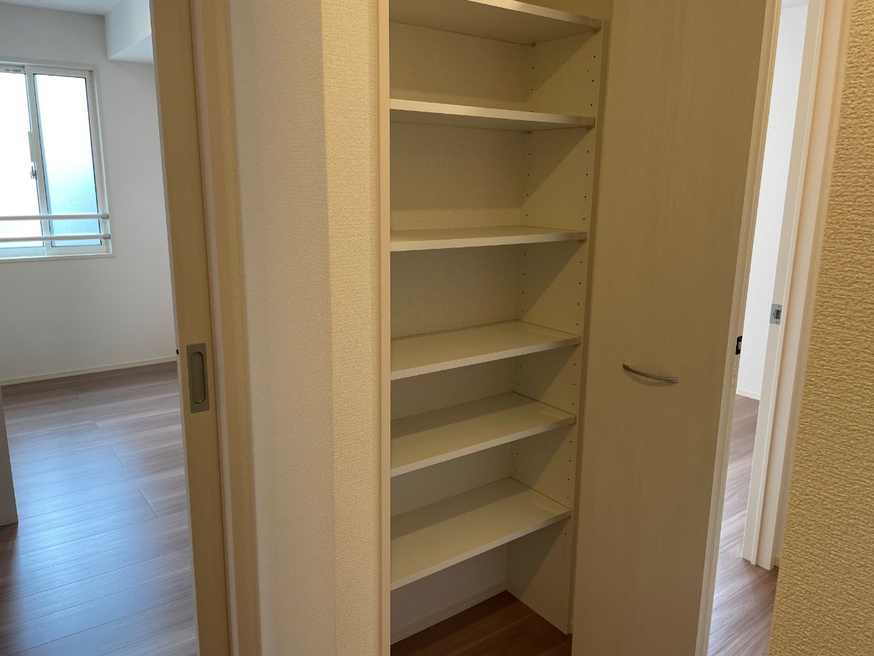 収納　スペースを有効活用。ストックは、ここへ