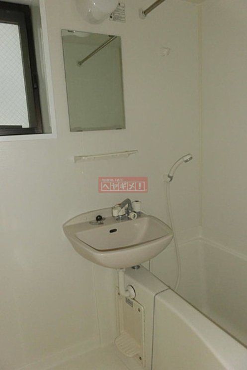 バス・シャワールーム　洗面