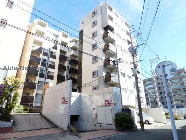 熊本市中央区九品寺のマンションの建物外観