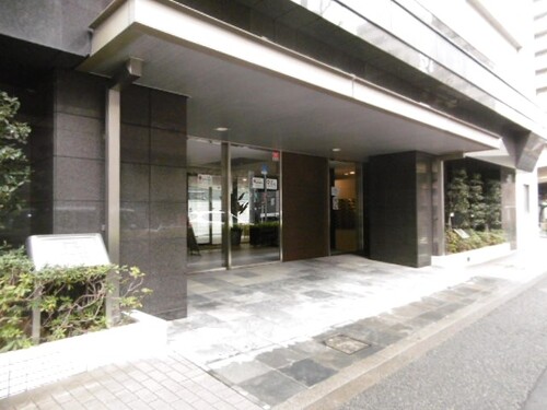 エントランス　エントランス