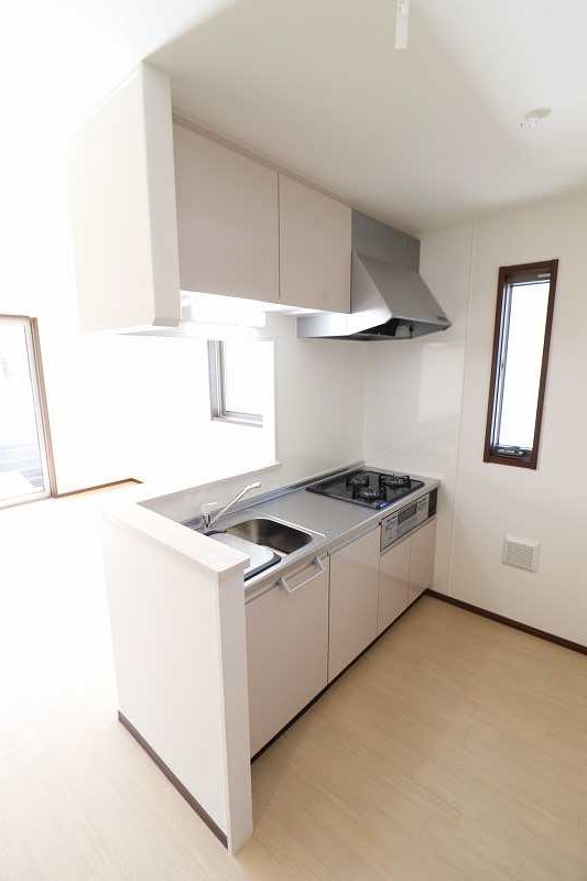 キッチン　※同物件、別部屋になります。