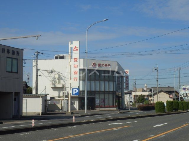 【スカイガーデン兜山の銀行】