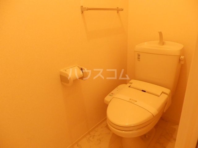 【キャトルセゾンＢのトイレ】