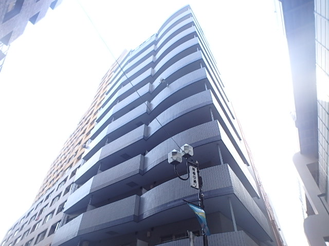 板橋区板橋のマンションの建物外観