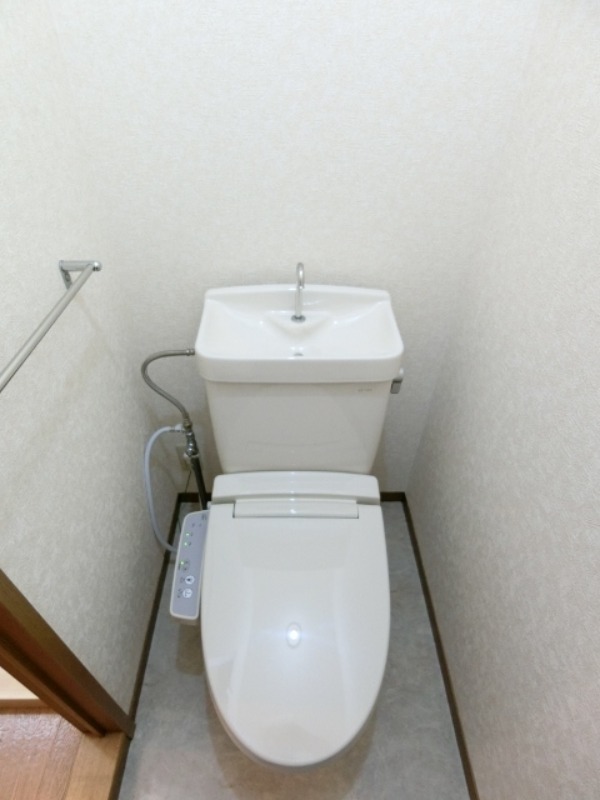 トイレ　図面と現状に相違がある場合には現状を優先