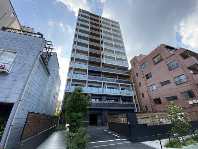 【板橋区中板橋のマンションの建物外観】