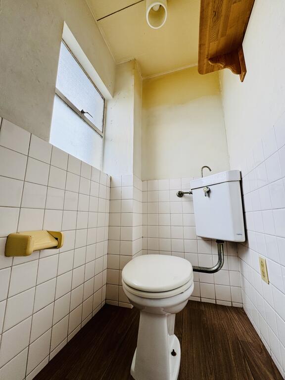 綱島ビル 3F部分のトイレ写真