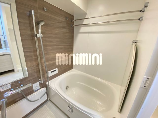 バス・シャワールーム　同間取り別部屋写真です