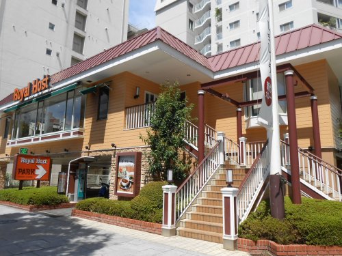 飲食店　ロイヤルホスト東天満店（飲食店）まで441m