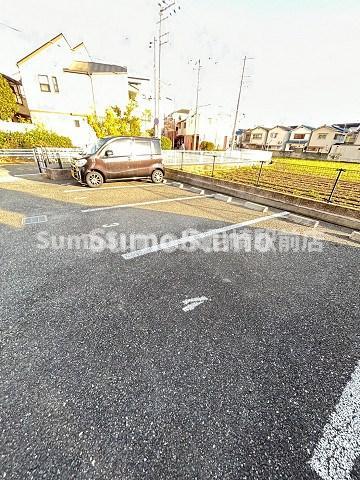 駐車場　駐車スペースもあります