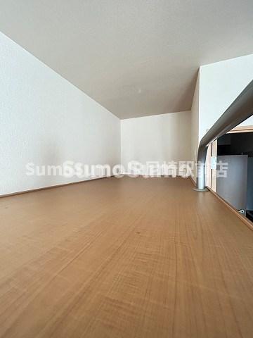 その他部屋・スペース　落ち着いて過ごせるお部屋なので、寝室にいかがでしょうか