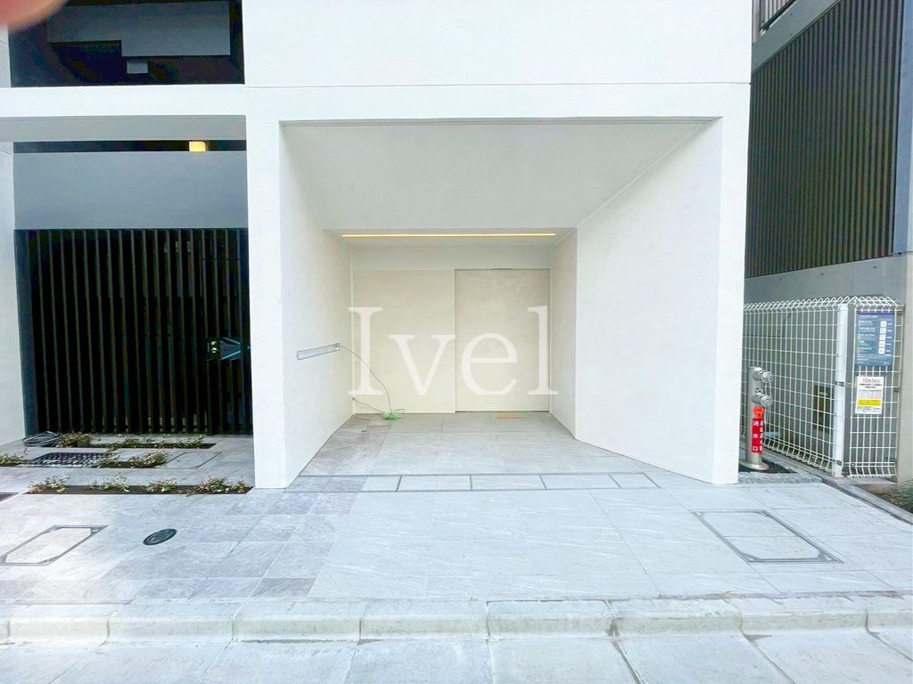 千代田区神田佐久間河岸のマンションの建物外観