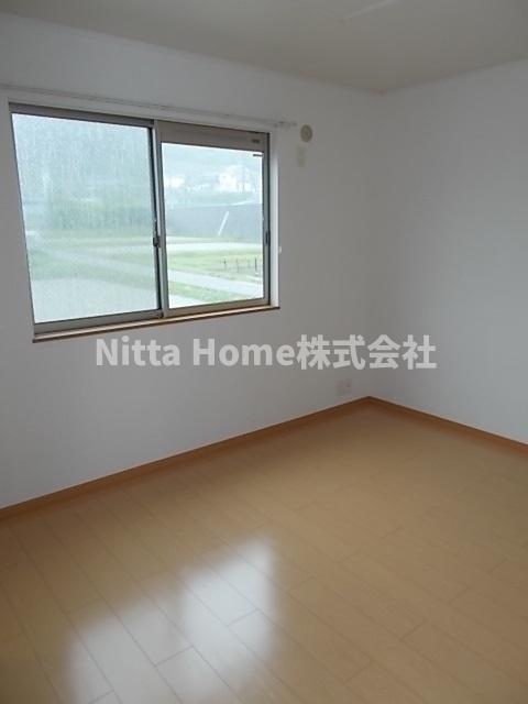 その他部屋・スペース　こちらの洋室は6帖です♪