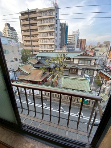 バルコニー　バルコニー付きです