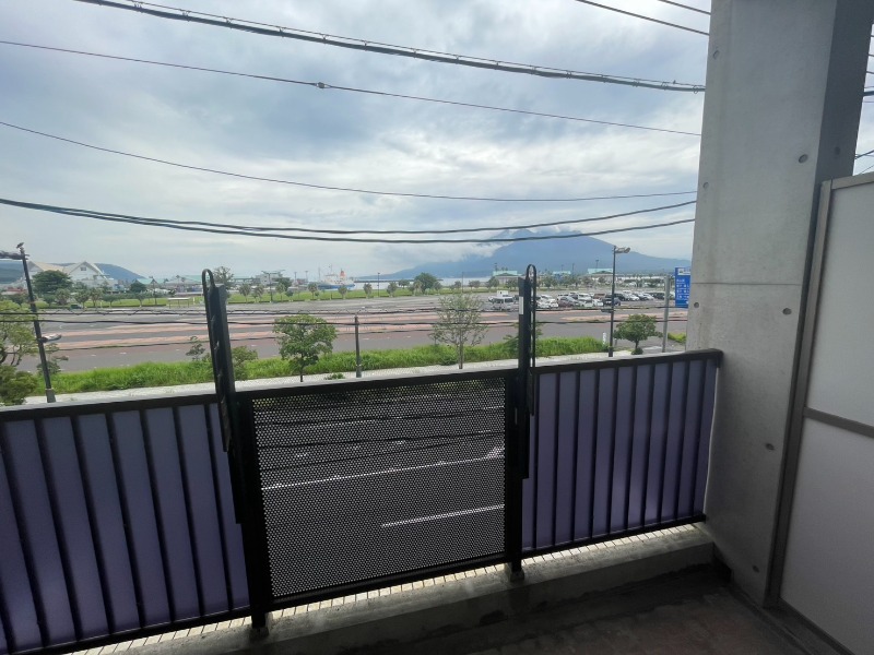 バルコニー　バルコニー