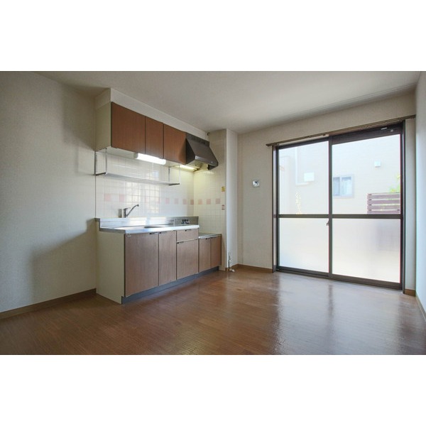 居室・リビング　同じ建物の別の部屋