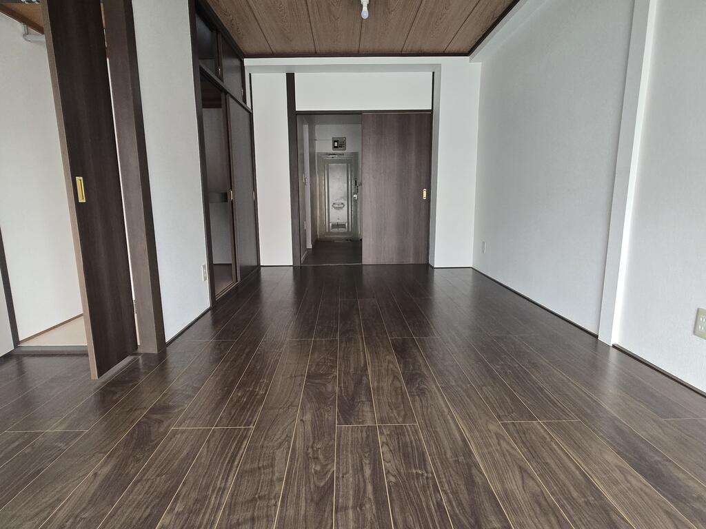 居室・リビング　2面採光で陽当たり良好♪