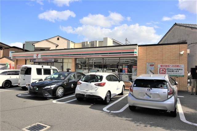 コンビニ　セブンイレブン　大阪西三国３丁目店（コンビニ）まで160m