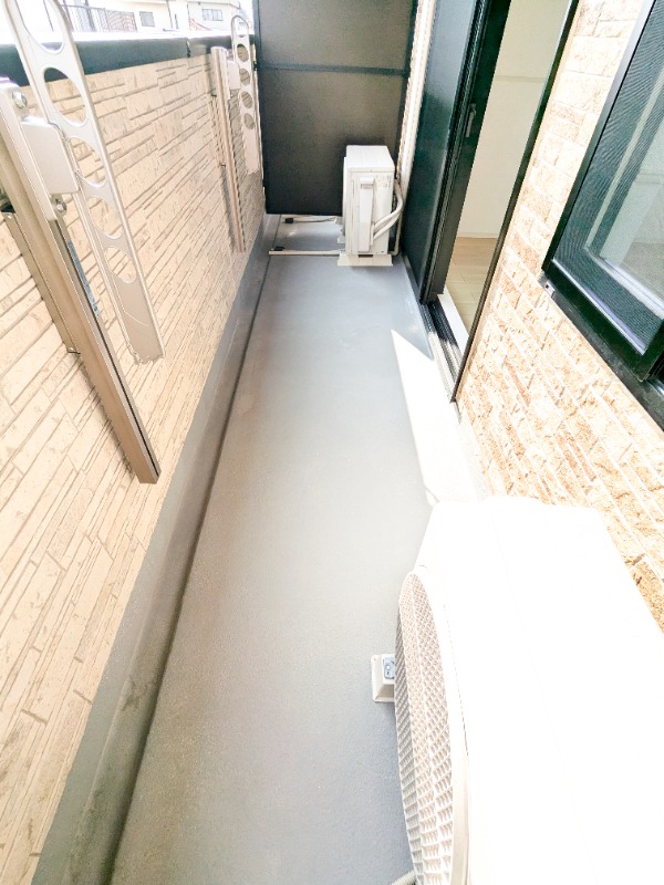 バルコニー　図面と現状に相違がある場合には現状を優先