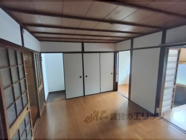 居室・リビング　洋室