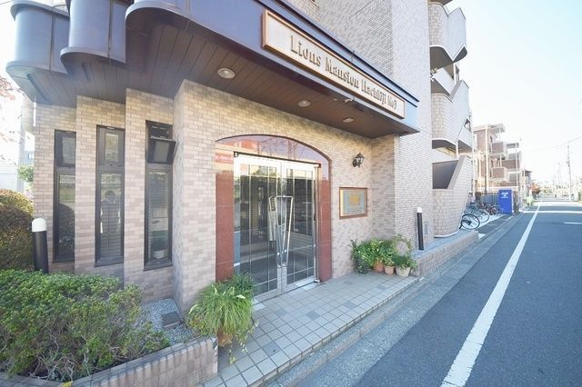 エントランス　★物件のエントランスです★