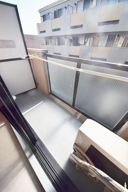 バルコニー　★洗濯物がたくさん干せそうですね★