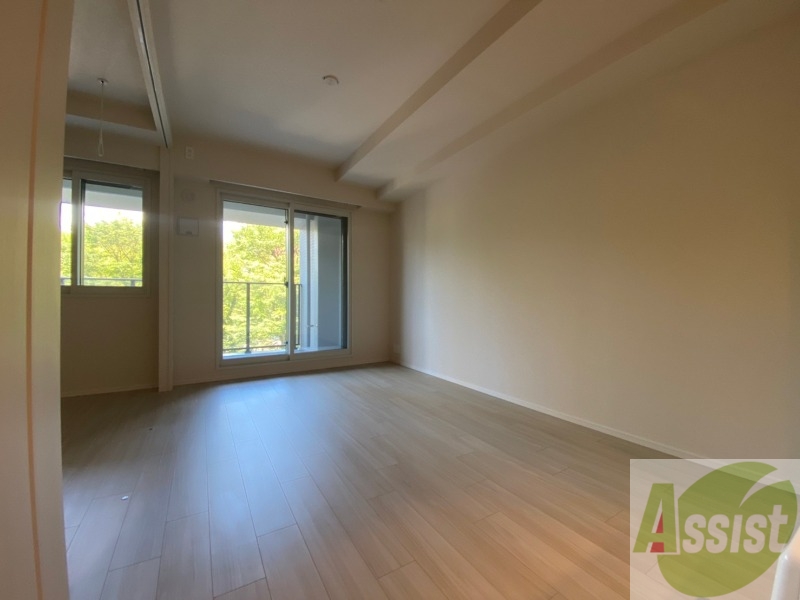 居室・リビング　広くてキレイなお部屋が広がっていて、充実した生活が送れそう。