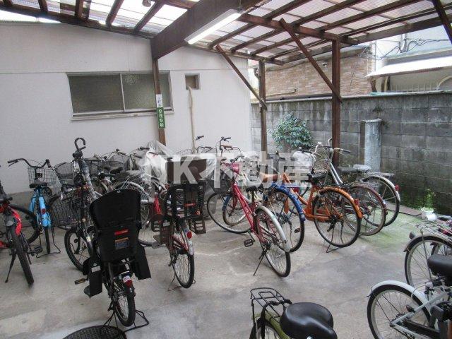 その他　駐輪場です