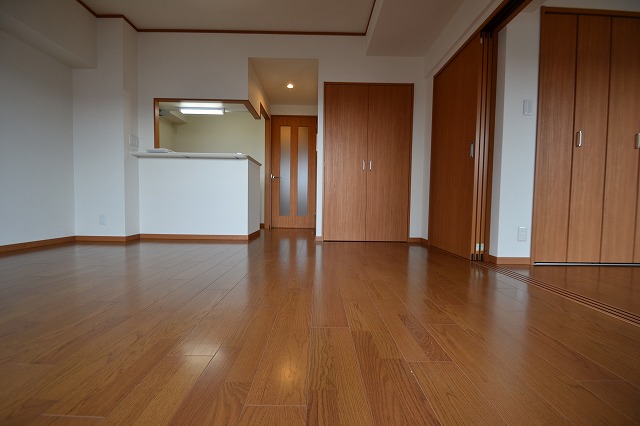 サムティレジデンス平和大通りの内装写真