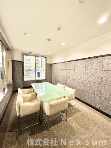 ロビー　建物の内部です