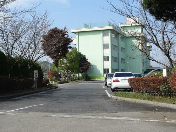 小学校　幸手市立さくら小学校（小学校）まで541m