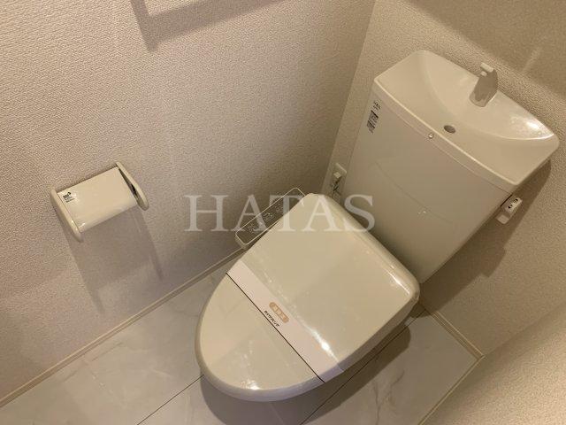 トイレ　同物件別部屋です