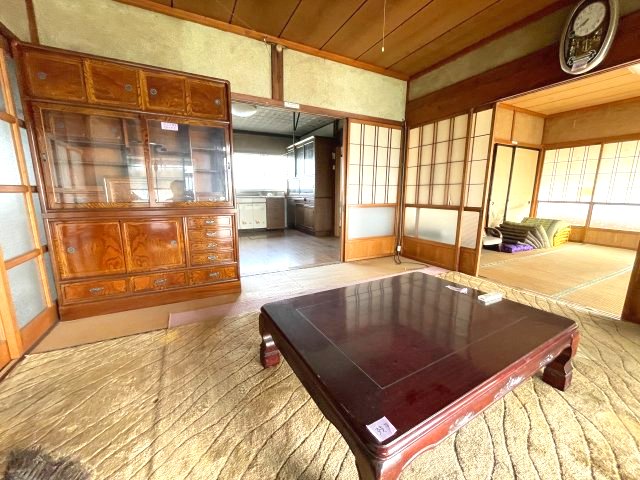 居室・リビング　1F