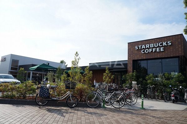 飲食店　スターバックスコーヒー 稲城東長沼店（飲食店）まで200m