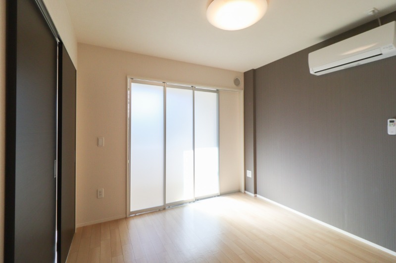 居室・リビング　図面と現状に相違がある場合には現状を優先