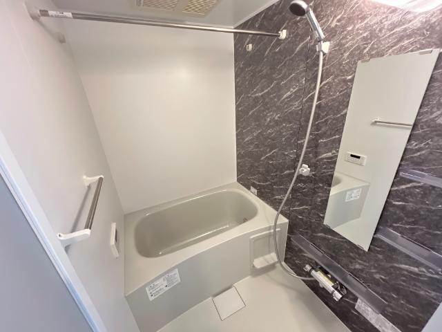 バス・シャワールーム　バス（イメージ）